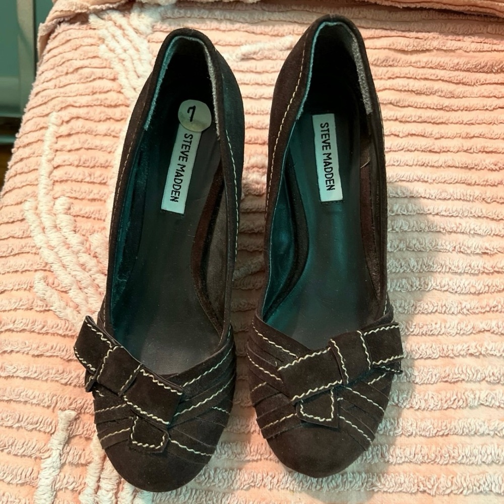 Steve Madden Brown suede wedges size 7